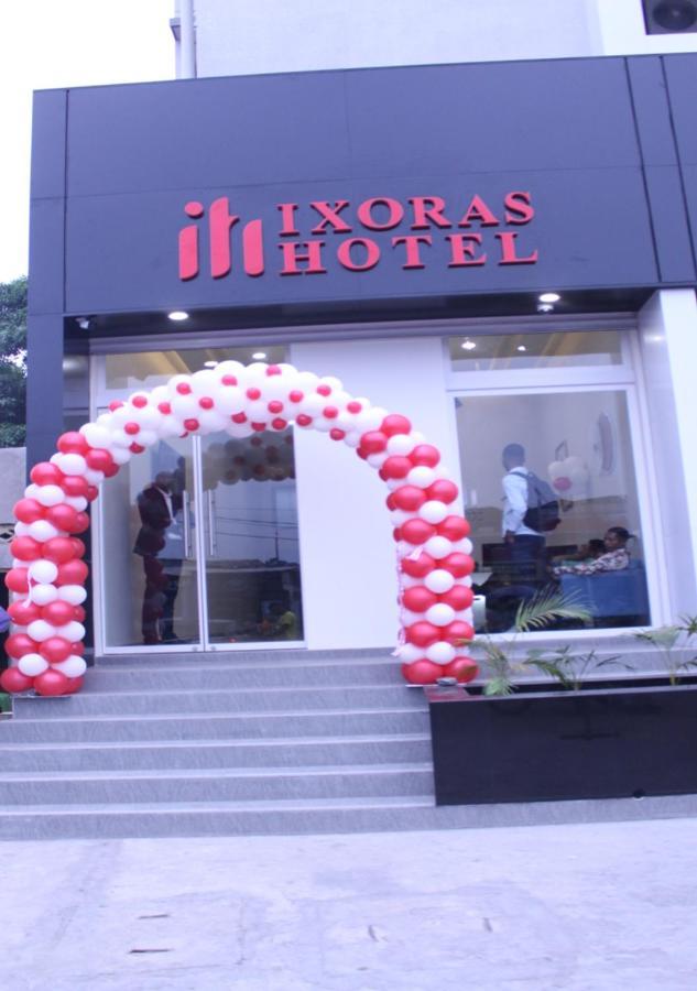 Ixoras Hotel Lemba Kinshasa Exterior foto